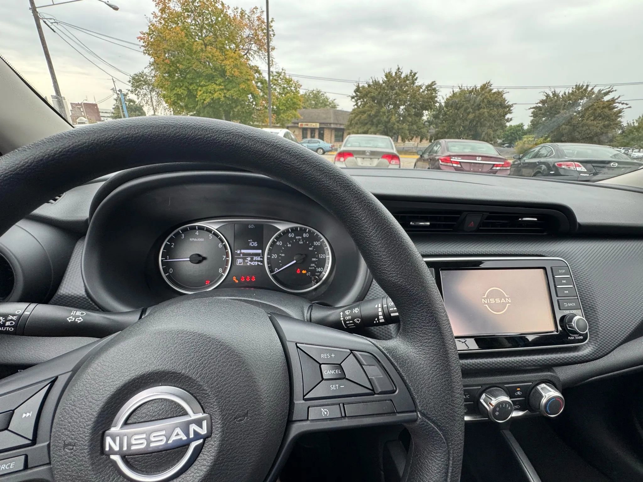 Used 2024 Nissan Kicks S FWD image 11