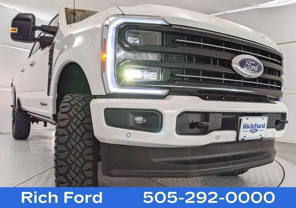 Used 2026 Ford F250 Platinum AWD/4WD image 31