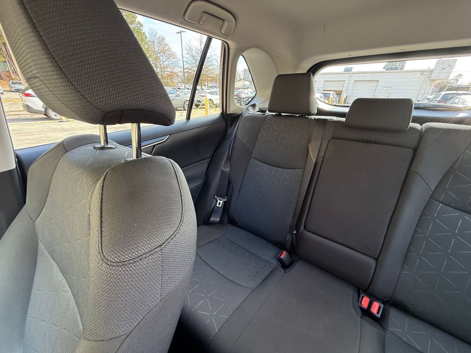 Used 2025 Toyota RAV4 XLE image 39