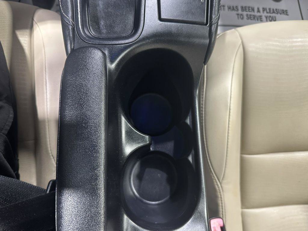 Used 2013 Lexus CT 200h FWD image 20