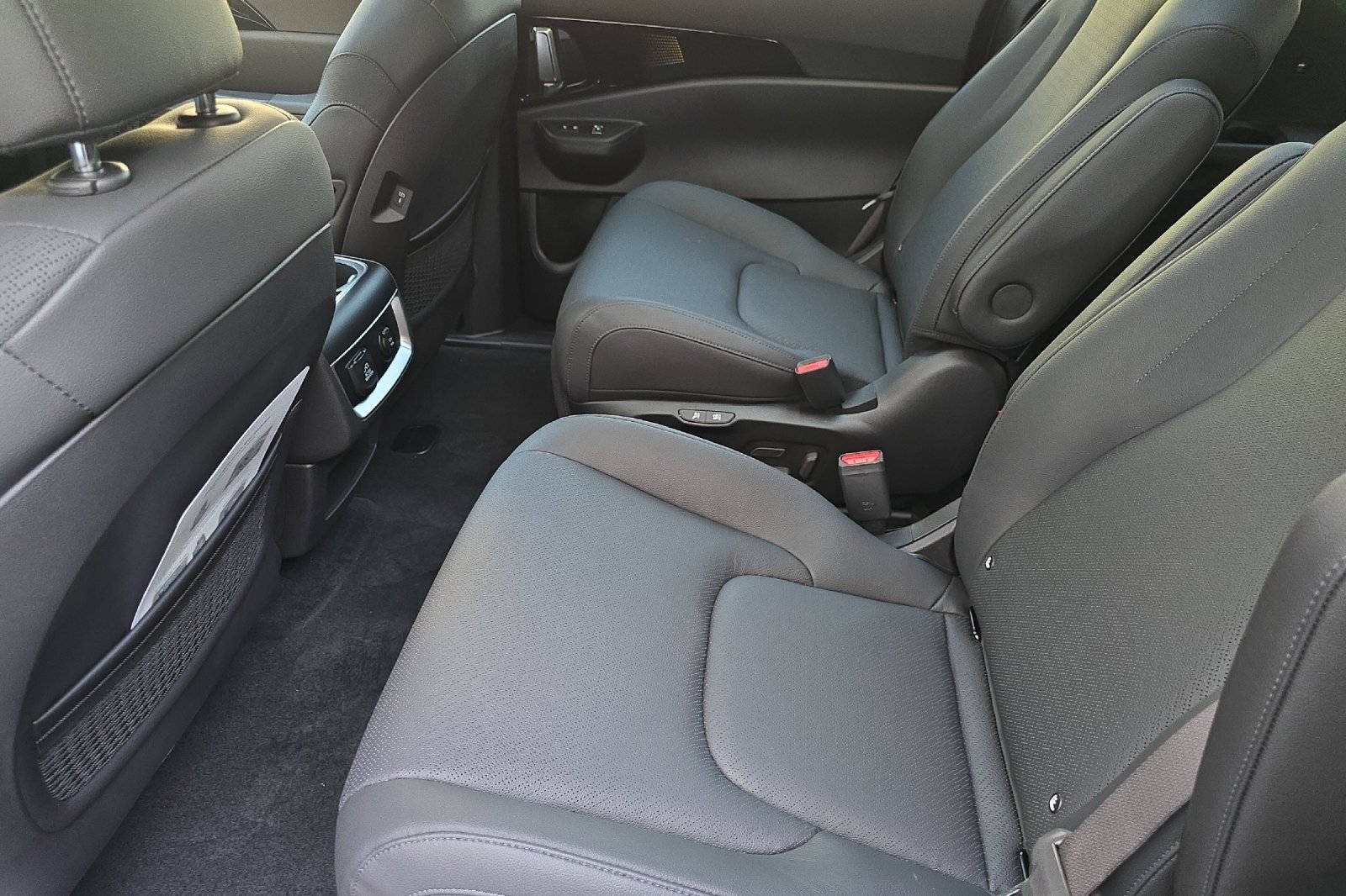 New 2026 Kia Carnival SX Prestige image 8