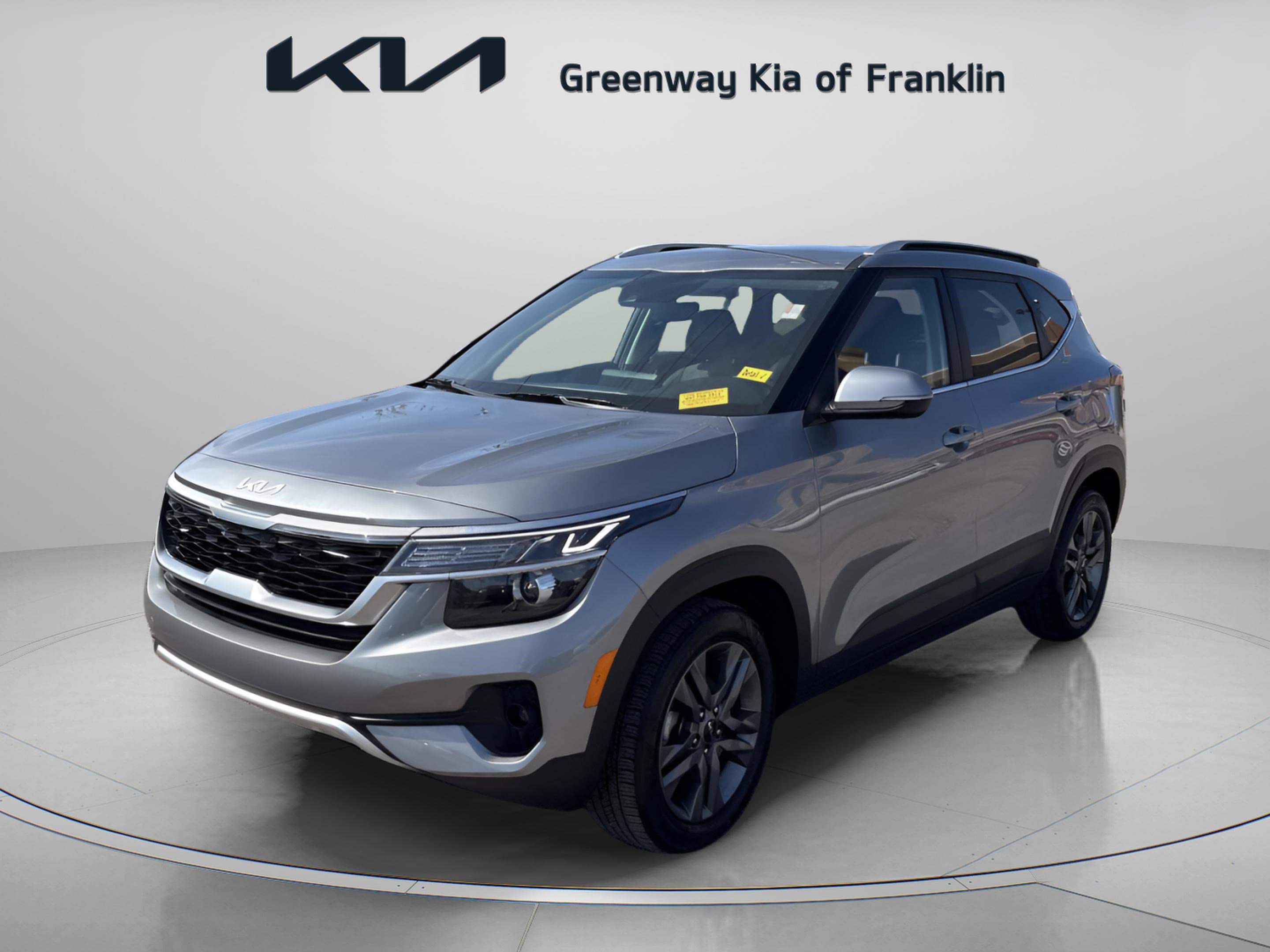 Used 2023 Kia Seltos S image 3