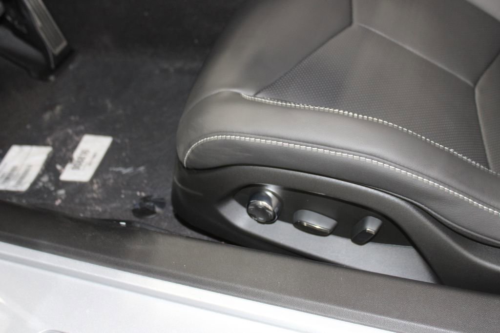 New 2026 Chevrolet Corvette Stingray Preferred Cpe w/ 2LT image 17