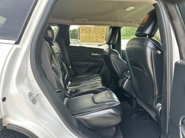 Used 2016 Jeep Cherokee Limited w/ Luxury Group image 26