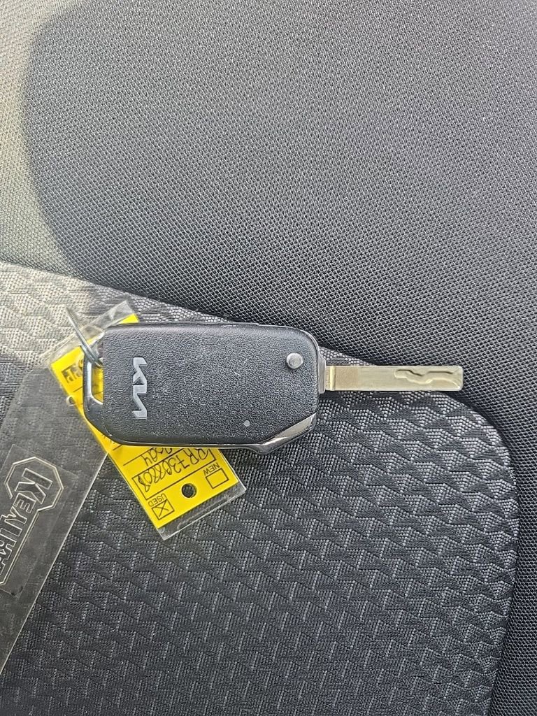 Used 2024 Kia Sportage LX image 35