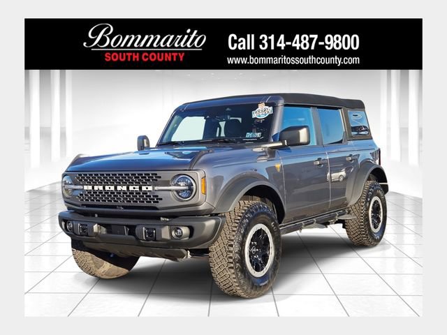 Used 2023 Ford Bronco Badlands w/ Sasquatch Package image 1