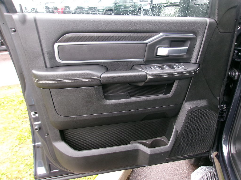 Certified 2025 RAM 2500 Big Horn AWD/4WD image 6