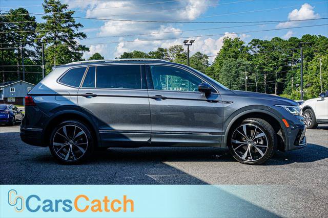 Used 2022 Volkswagen Tiguan SEL R-Line AWD/4WD image 2