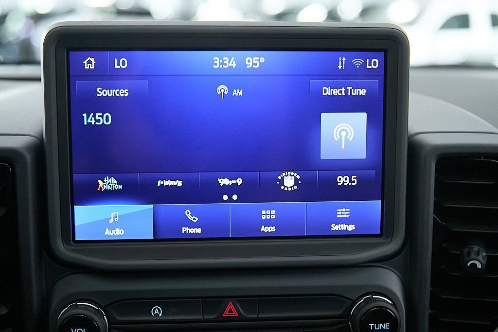 Used 2024 Ford Bronco Sport Outer Banks w/ Tech Package AWD/4WD image 35