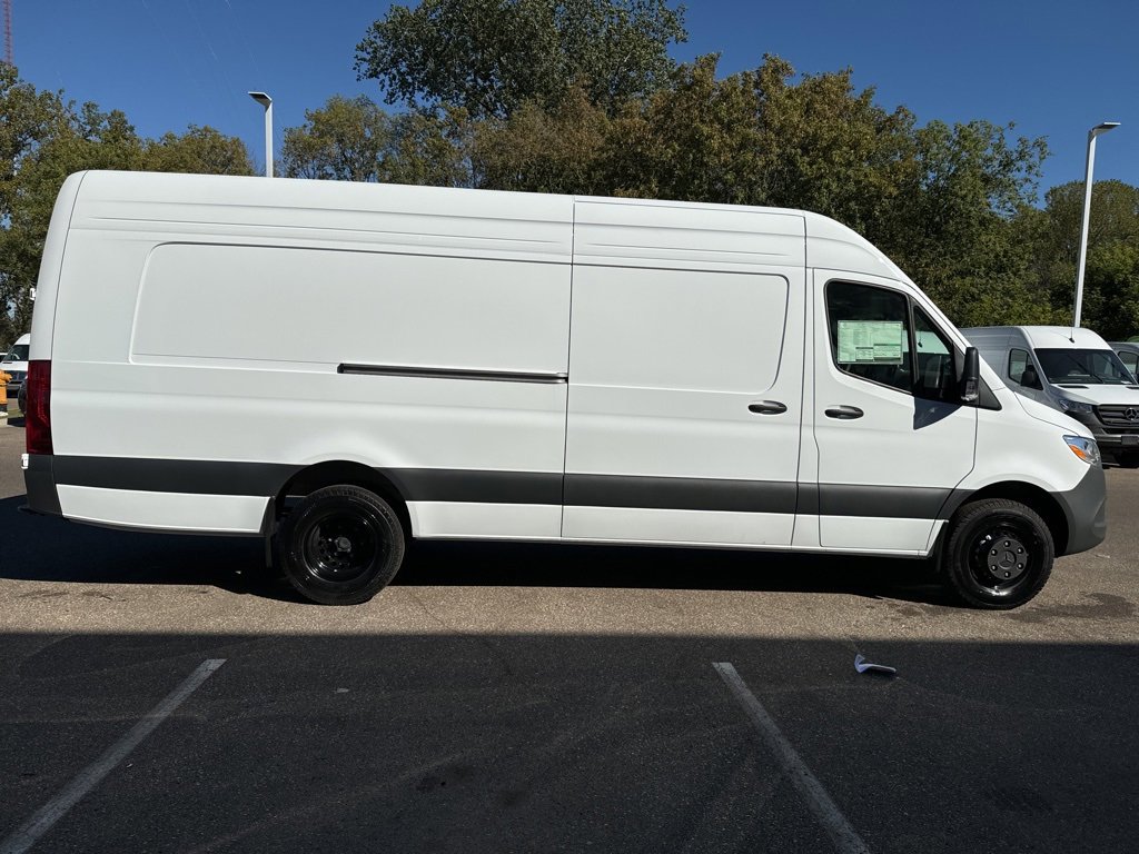 New 2025 Mercedes-Benz Sprinter 3500 image 6
