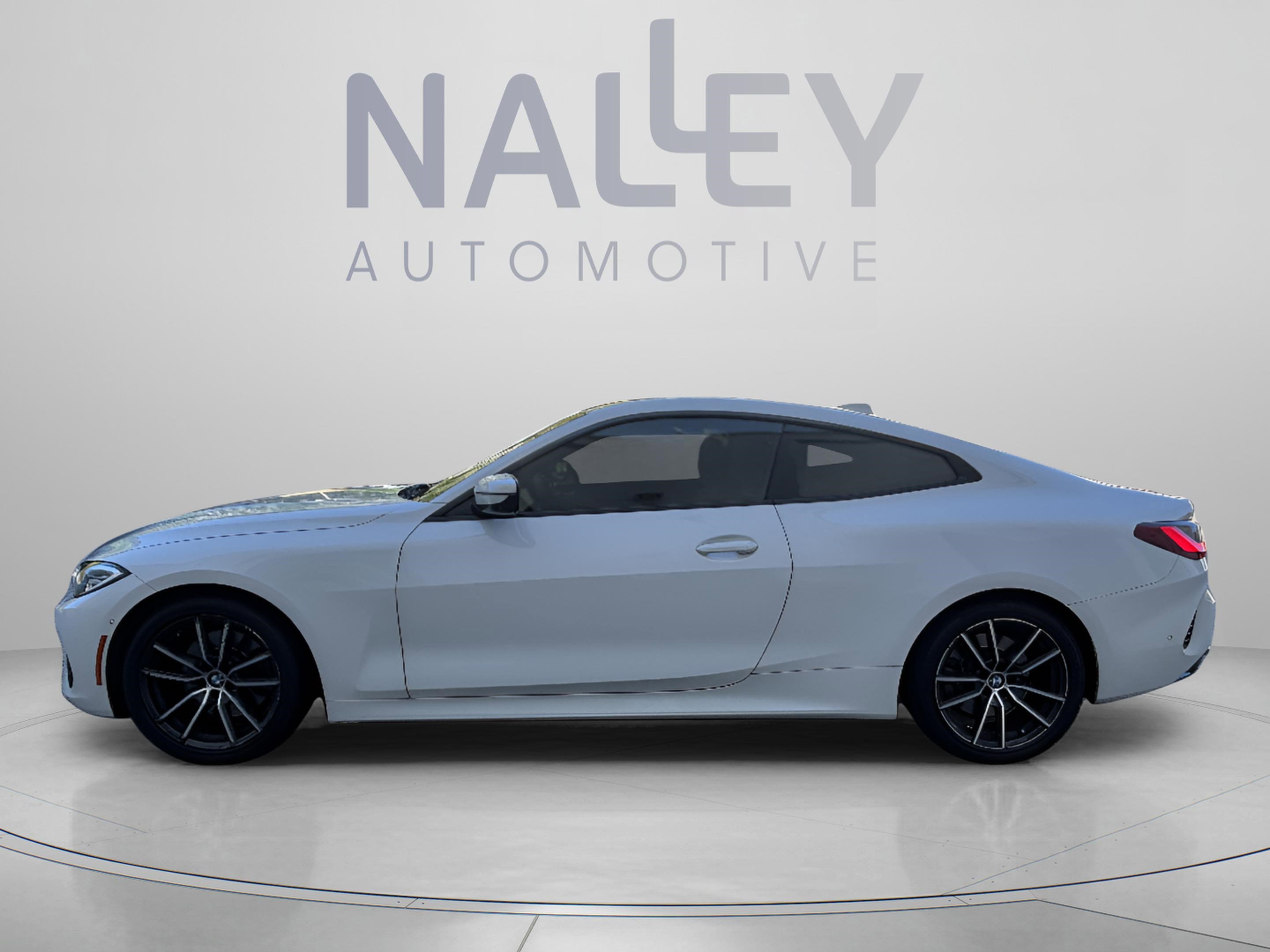 Used 2021 BMW 430i Coupe w/ Convenience Package RWD image 2