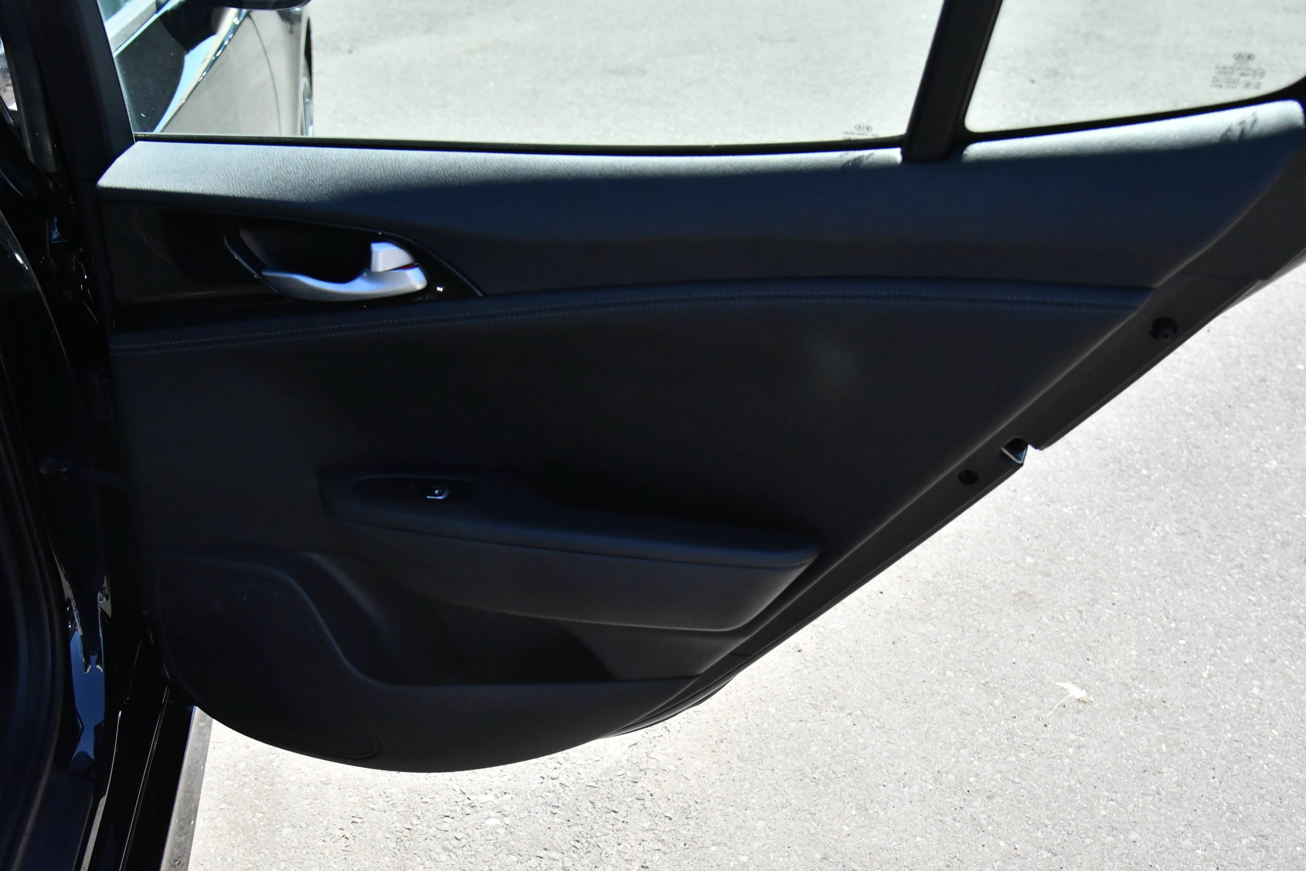 Used 2019 Kia Stinger RWD image 40