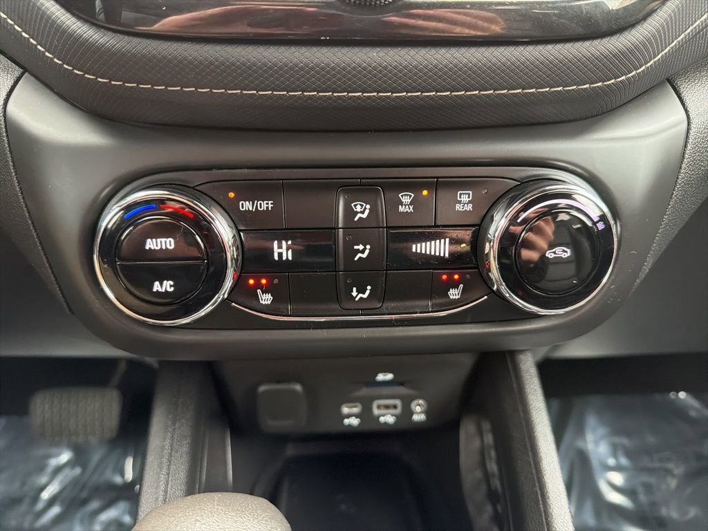 Used 2022 Chevrolet TrailBlazer ACTIV w/ Technology Package AWD/4WD image 25