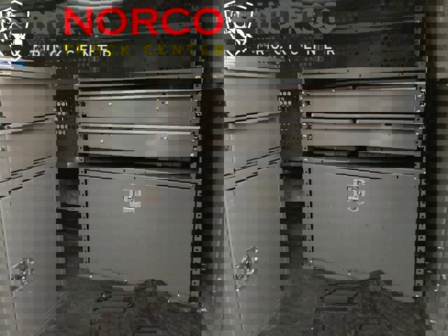 Used 2014 Chevrolet Express 2500 image 3