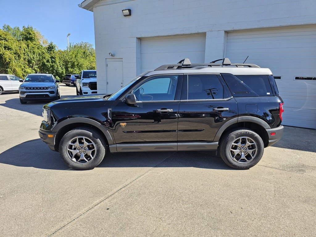 Used 2022 Ford Bronco Sport Badlands image 12