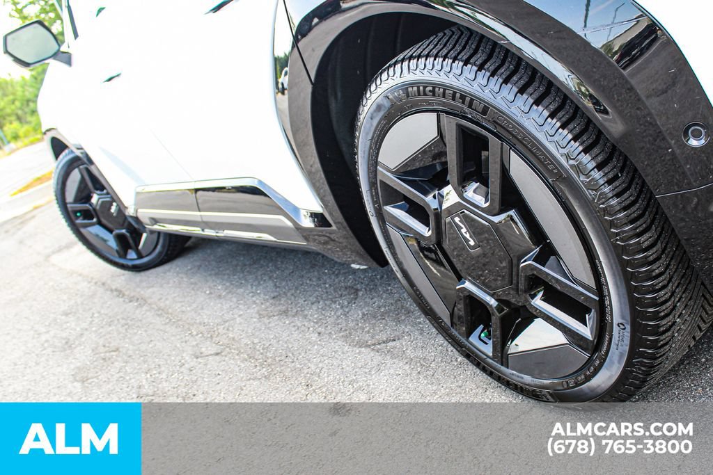 Used 2024 Kia EV9 GT-Line AWD/4WD image 15