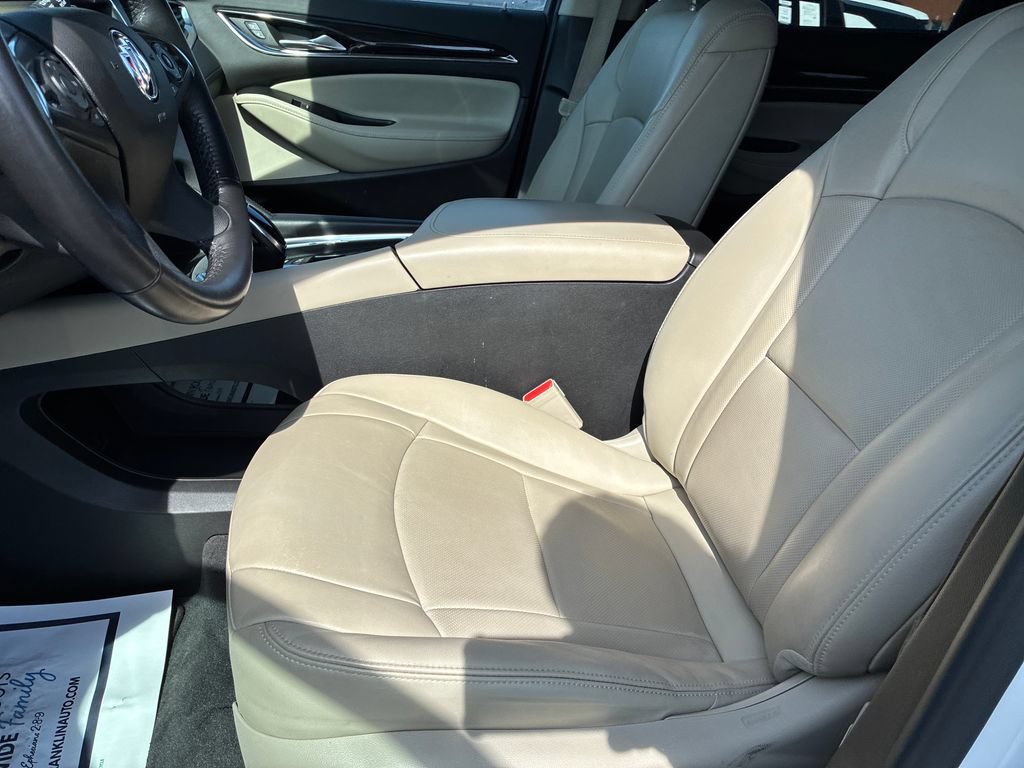 Used 2021 Buick Enclave Essence FWD image 9
