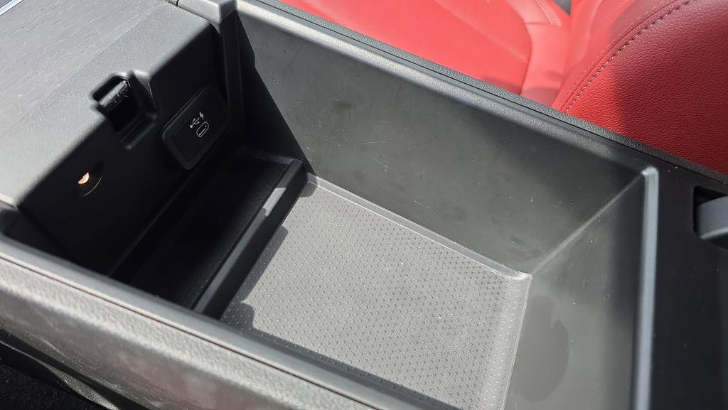 Used 2022 BMW 330e xDrive w/ M Sport Package image 22