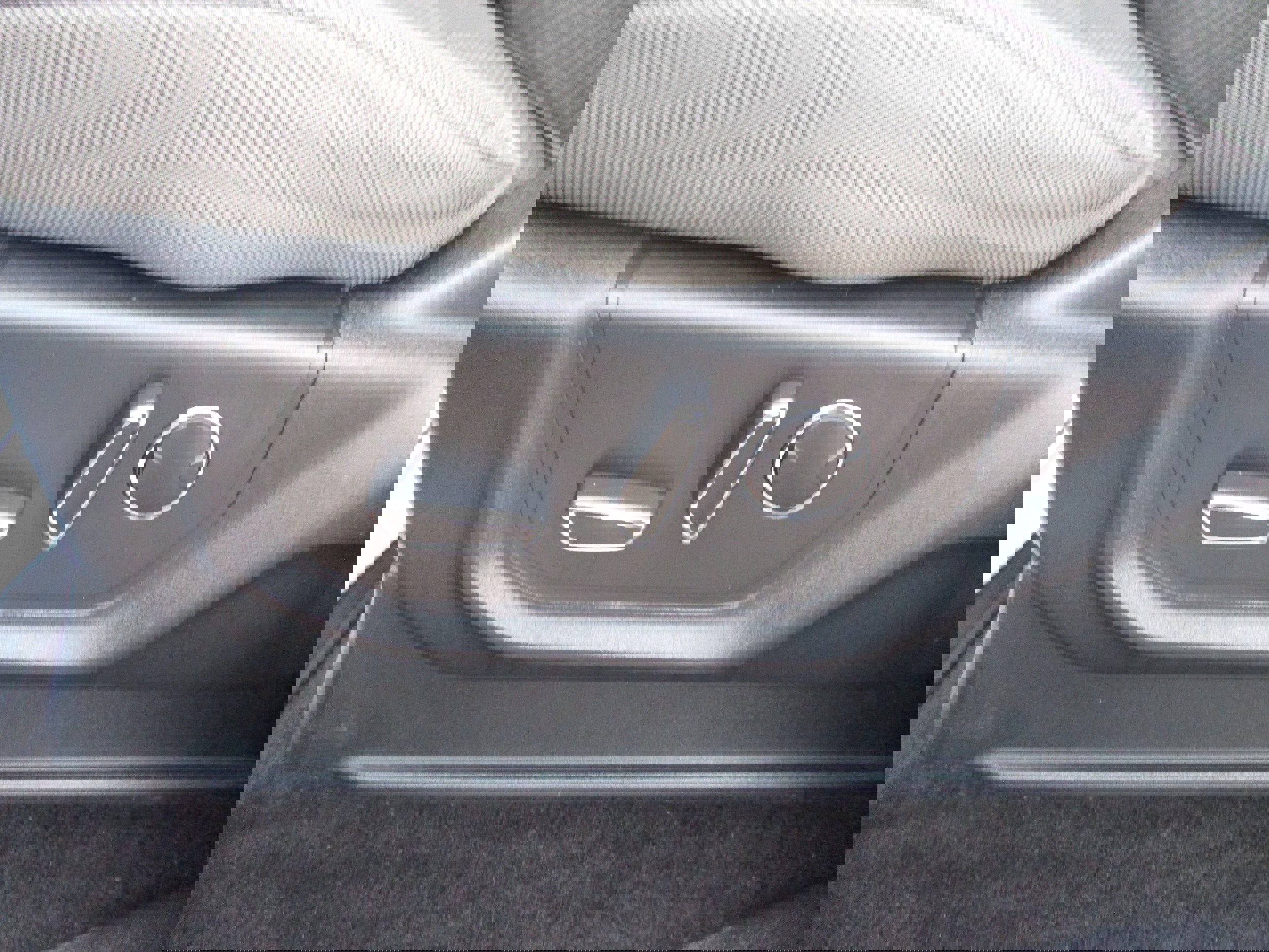 Used 2018 Ford F150 XLT w/ Equipment Group 302A Luxury image 12