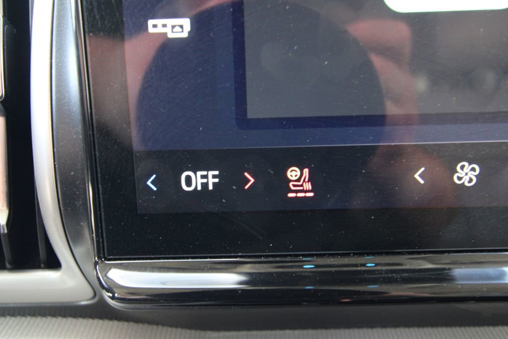 Used 2025 Ford Expedition Active AWD/4WD image 31
