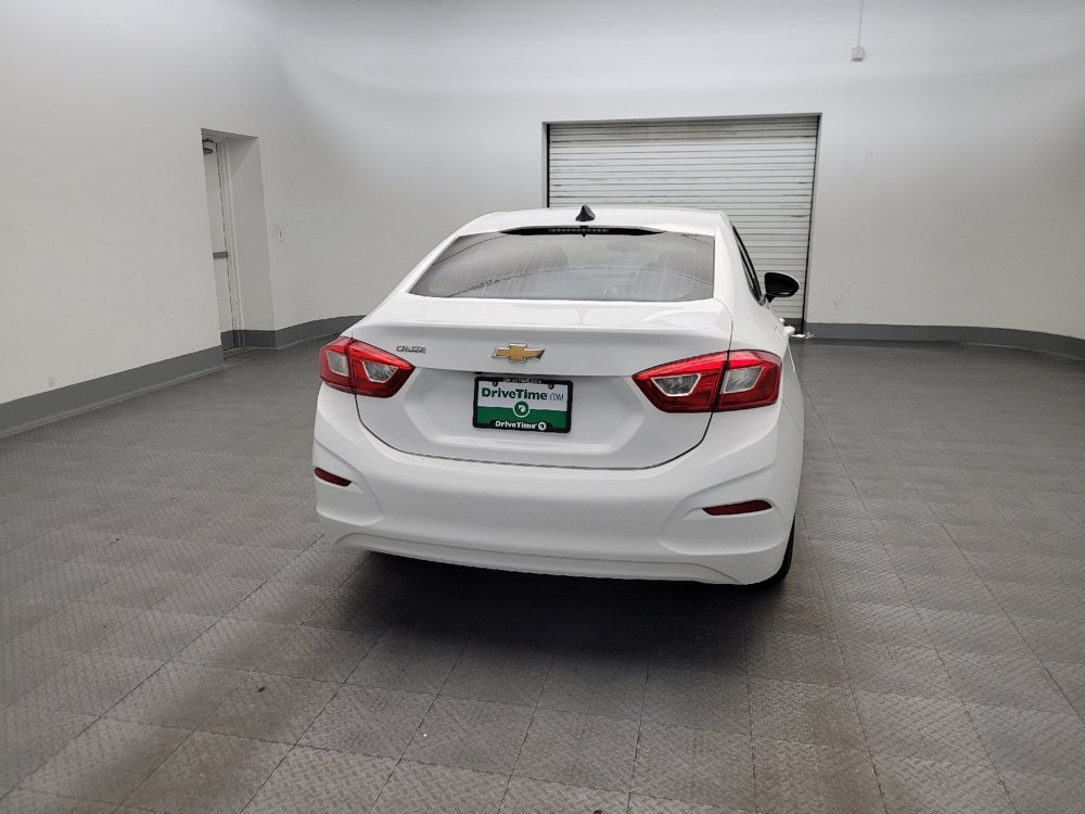 Used 2017 Chevrolet Cruze LS FWD image 7