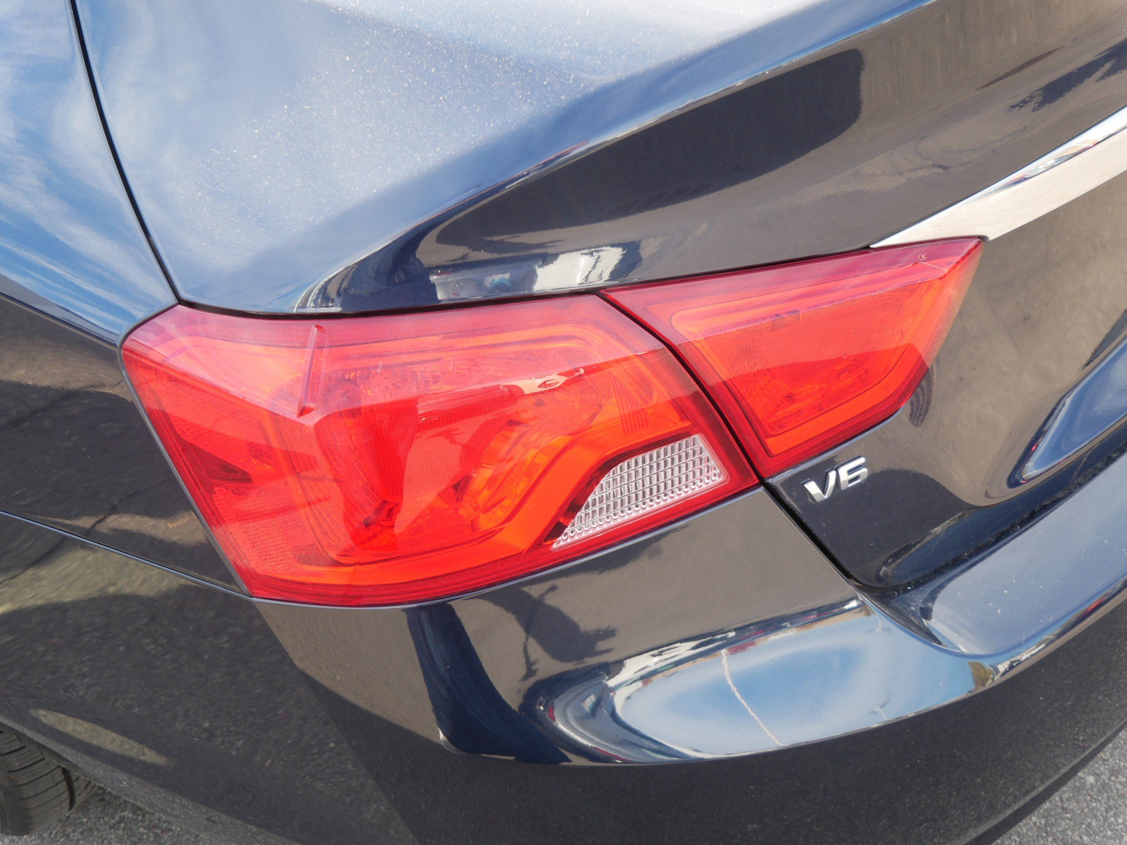 Used 2017 Chevrolet Impala LS image 17