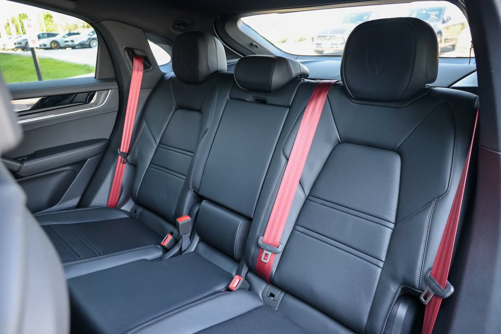 Certified 2026 Porsche Cayenne S AWD/4WD image 36