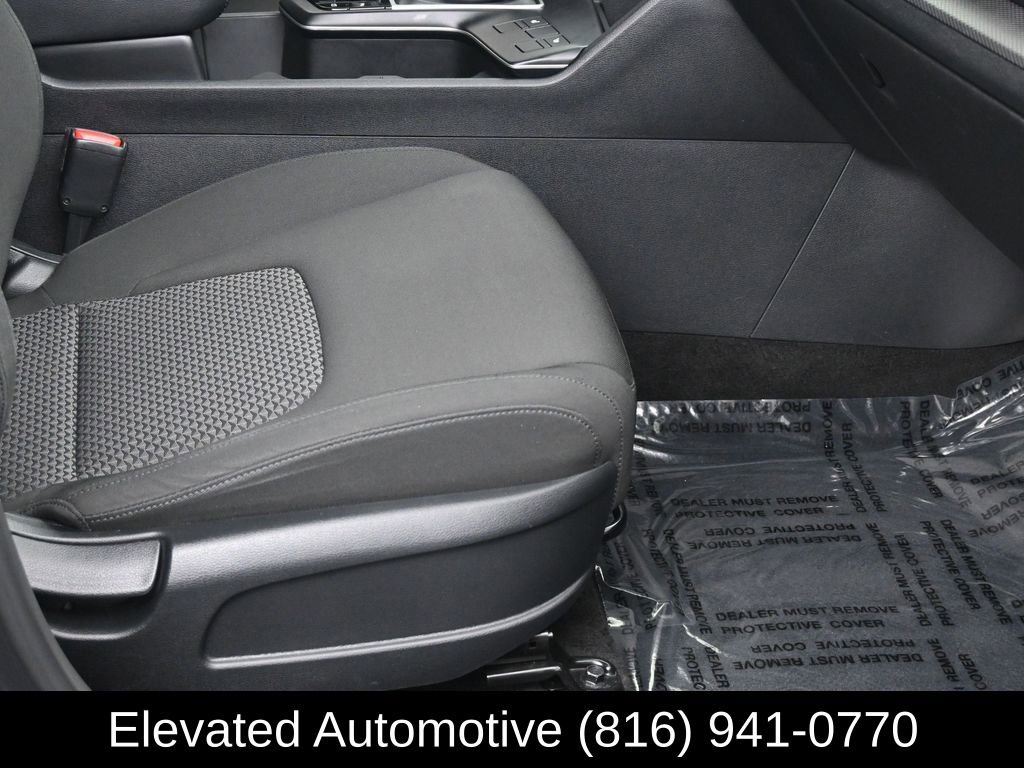 Used 2023 Kia Sportage LX image 7