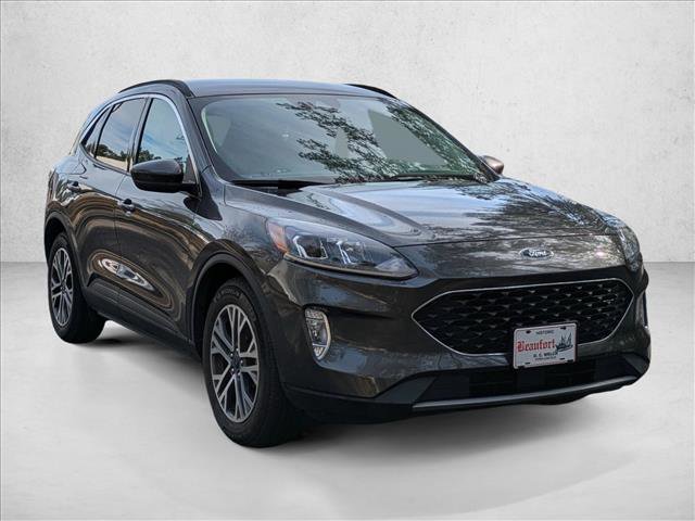 Used 2020 Ford Escape SEL video 3