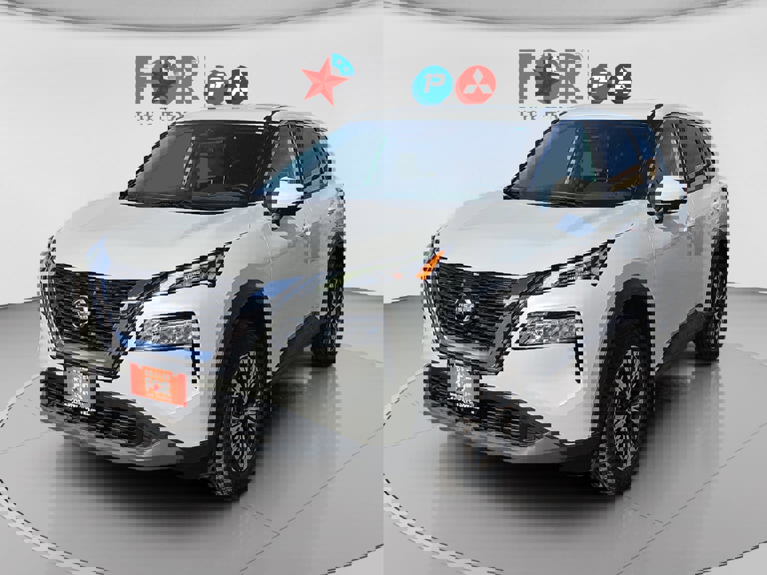 Used 2023 Nissan Rogue SV image 1