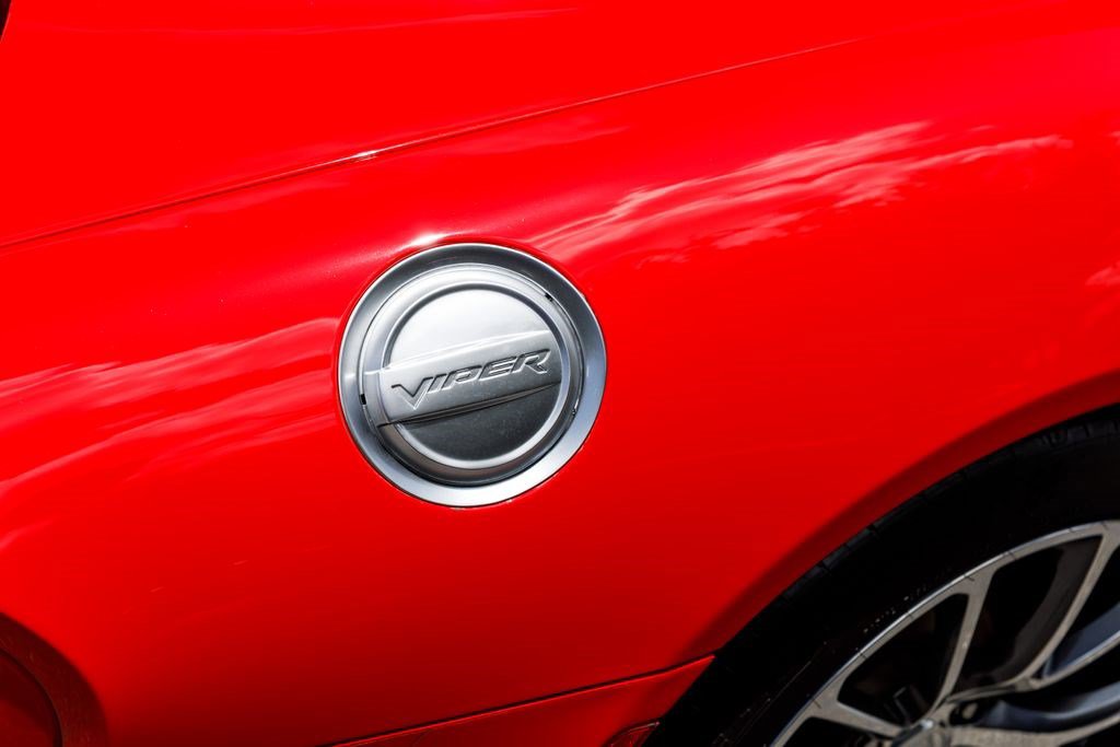 Used 2017 Dodge Viper GTC RWD image 28