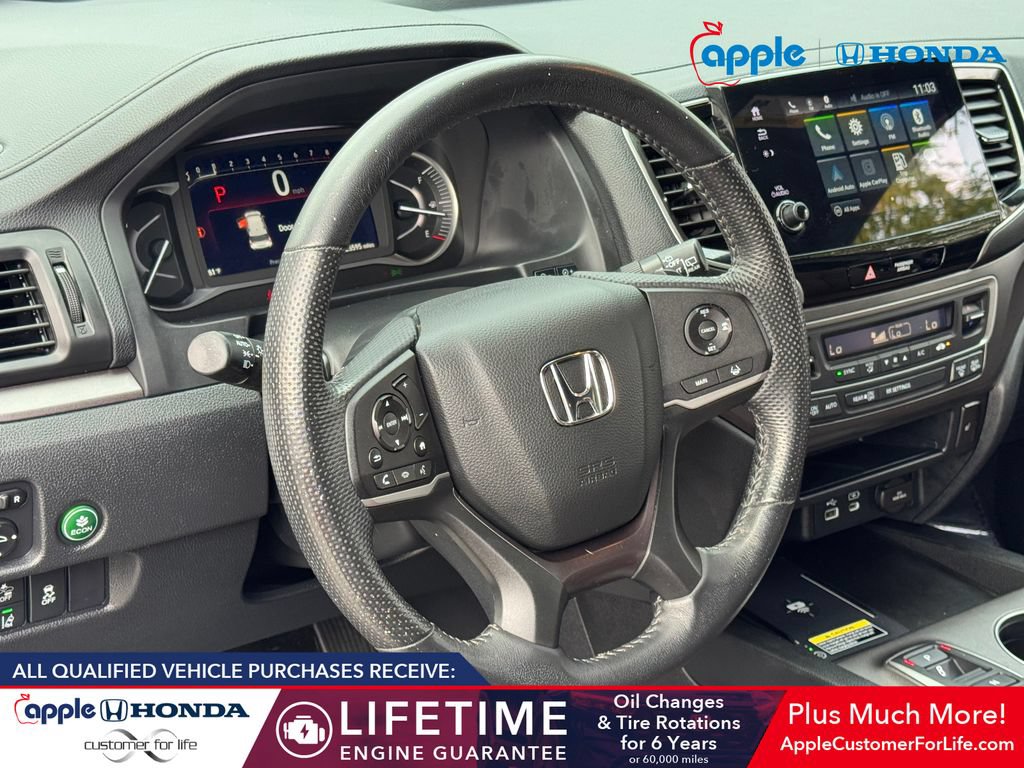 Used 2025 Honda Passport EX-L image 10