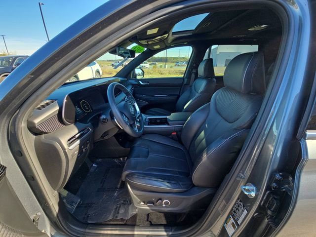 Used 2024 Hyundai Palisade Calligraphy image 11