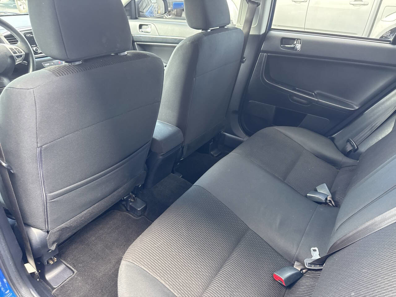 Used 2016 Mitsubishi Lancer ES image 18