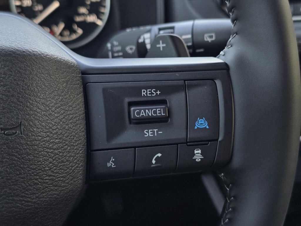 Certified 2026 Nissan Rogue SV w/ SV Premium Package image 28