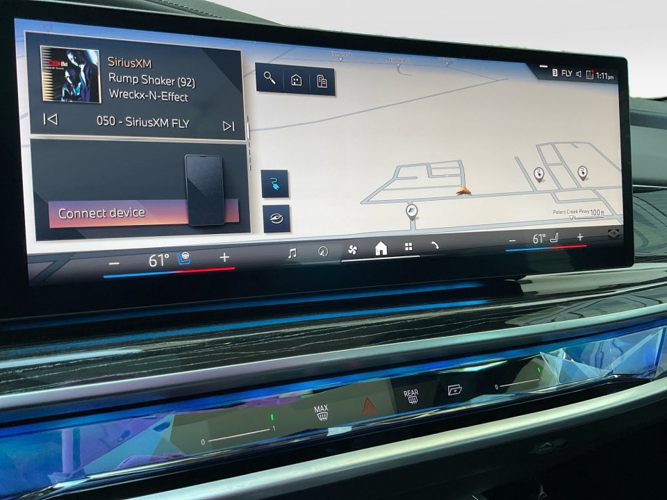 Certified 2024 BMW i7 eDrive50 w/ M Sport Package RWD image 17