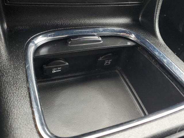 Used 2016 Dodge Grand Caravan SXT image 28