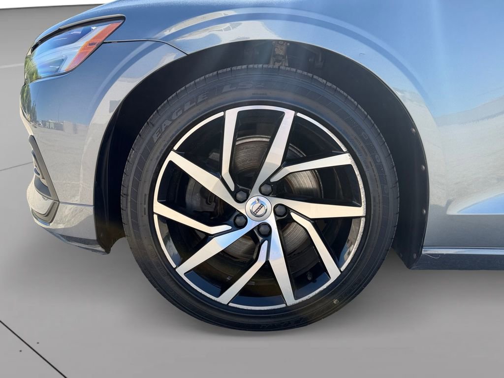 Used 2020 Volvo S60 T5 Momentum FWD image 22