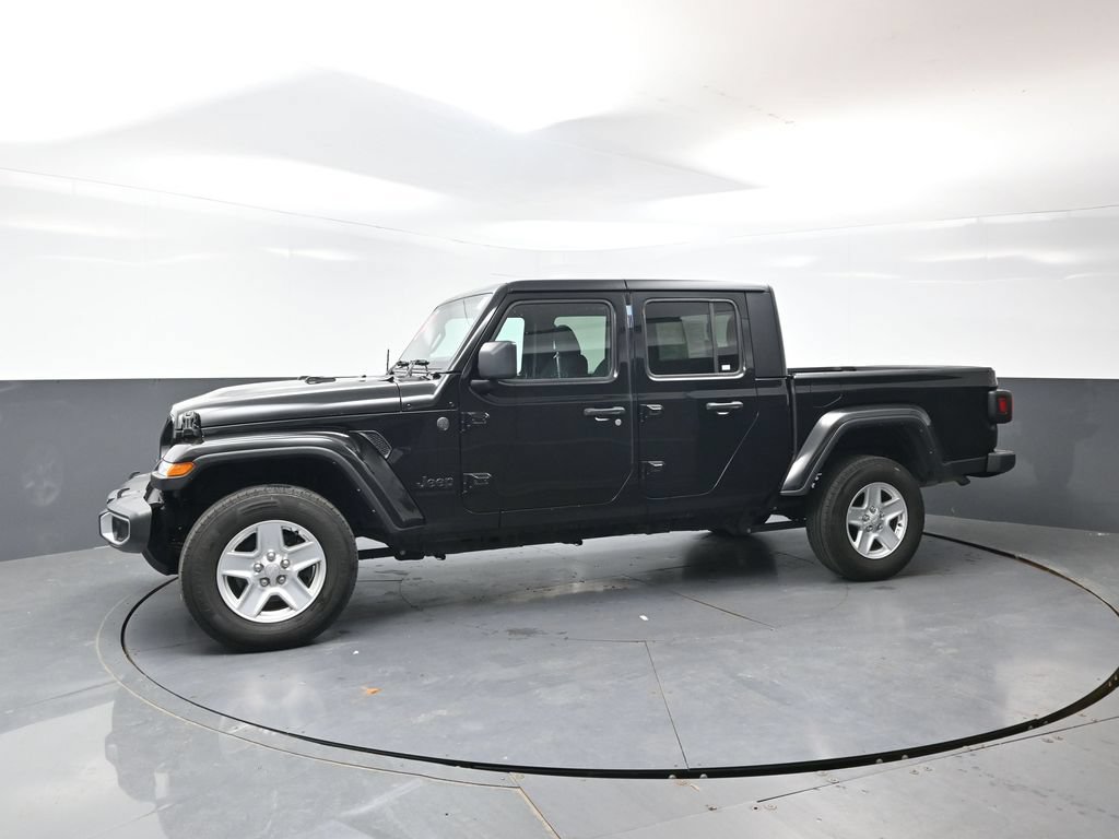 Used 2023 Jeep Gladiator Sport AWD/4WD image 10