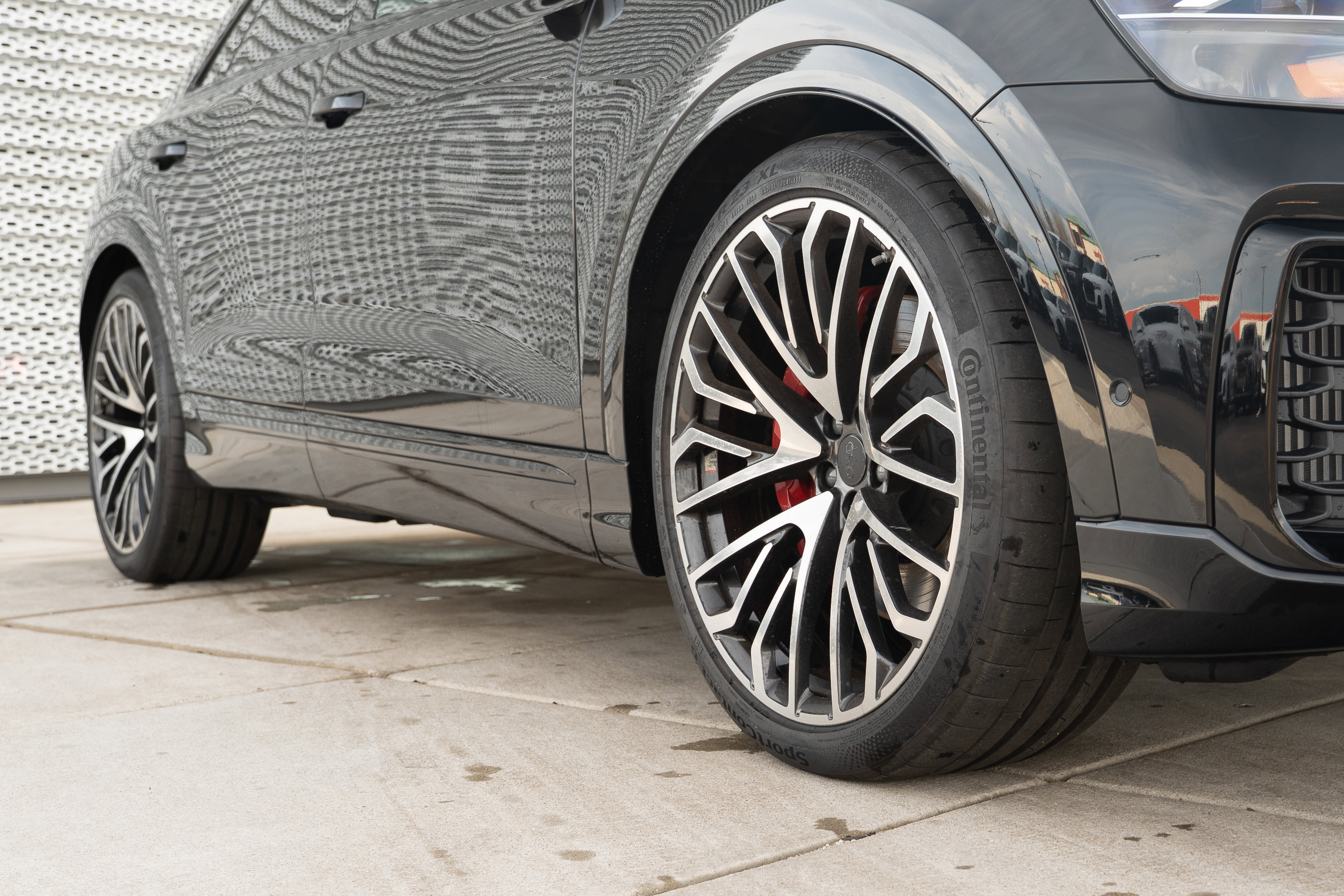 New 2026 Audi SQ8 Prestige AWD/4WD image 40
