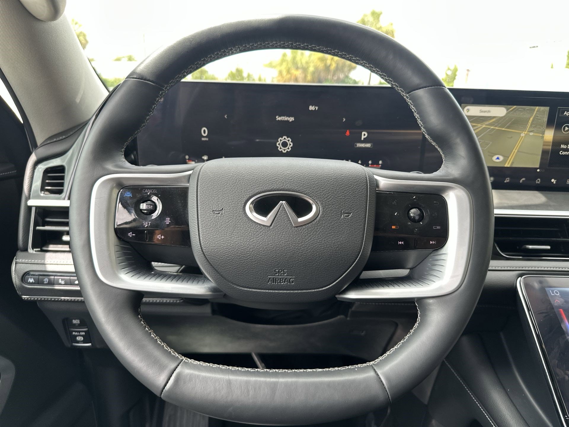 Used 2025 INFINITI QX80 Luxe RWD image 11