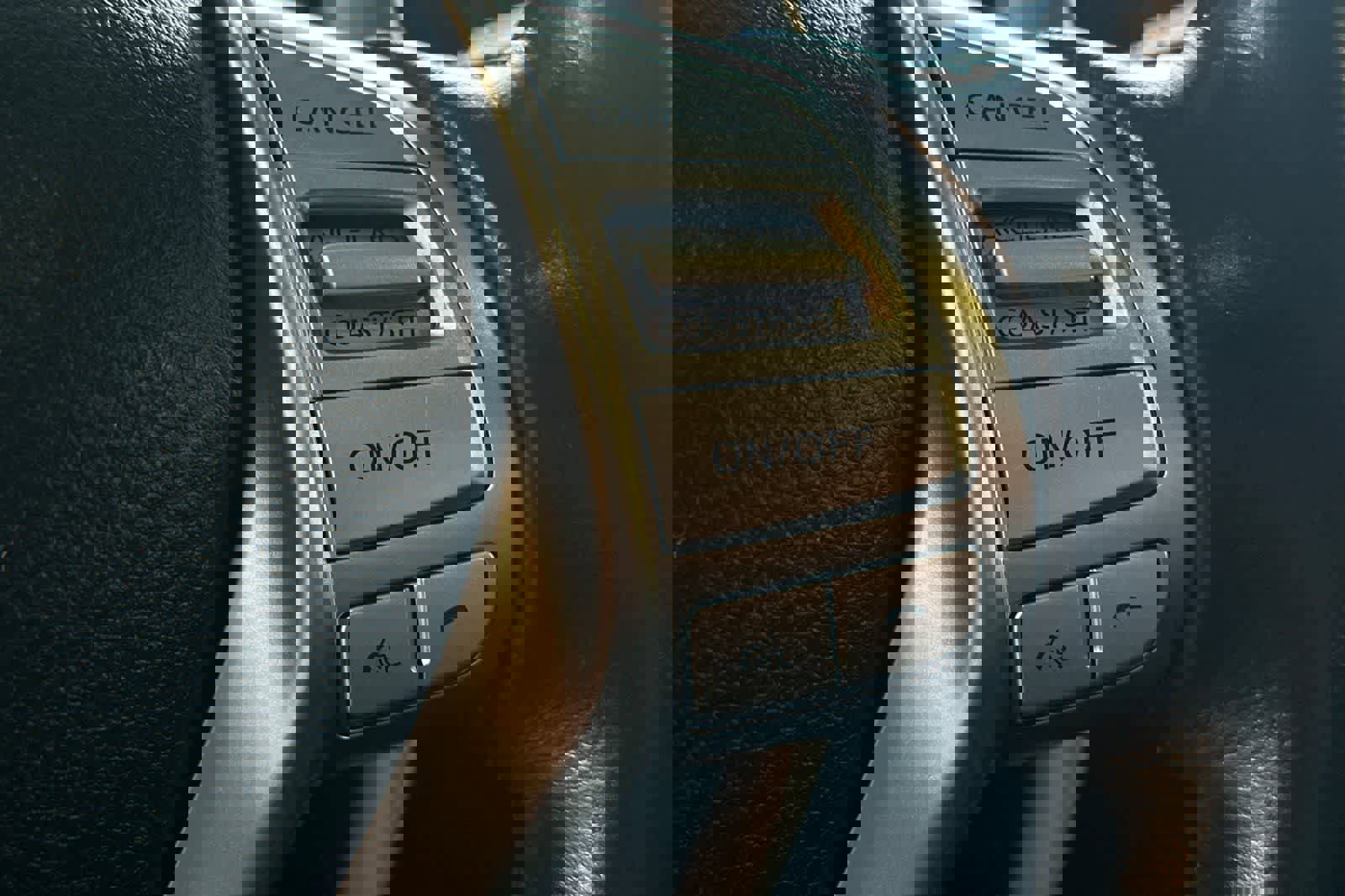 Used 2018 Nissan Altima 2.5 SR w/ SR Midnight Edition image 29