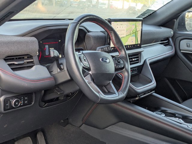 Used 2025 Ford Explorer ST-Line w/ ST-Line Street Pack AWD/4WD image 2