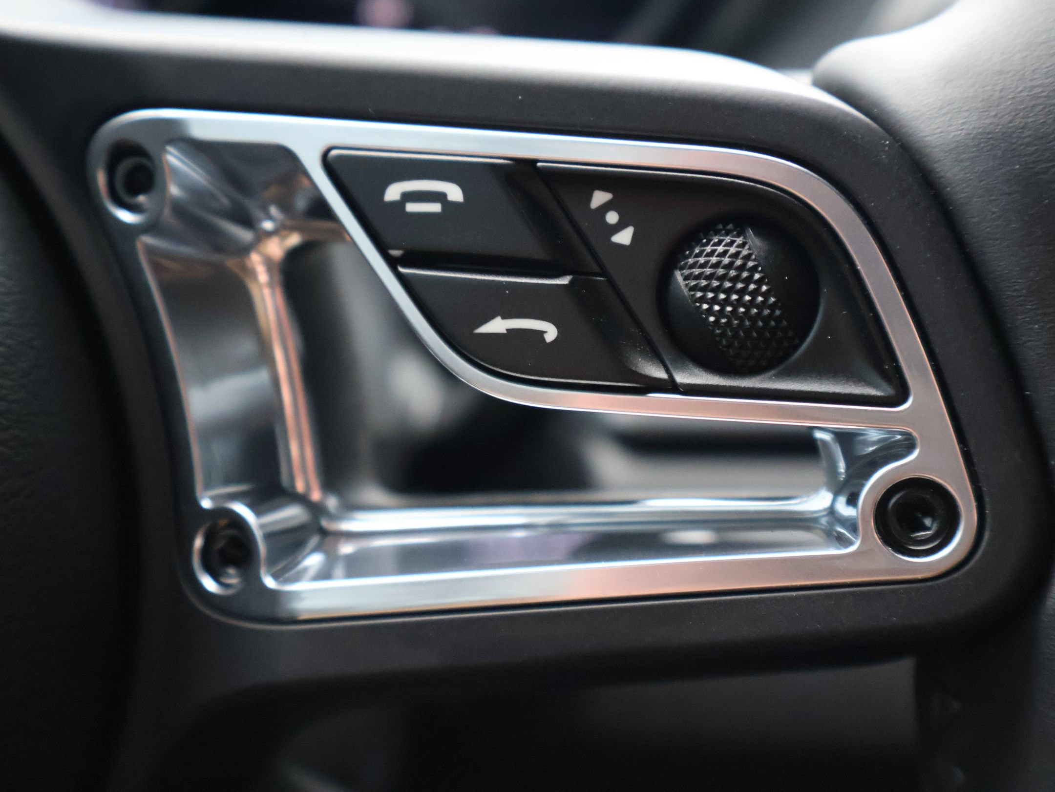 Certified 2025 Porsche 718 Cayman RWD image 18