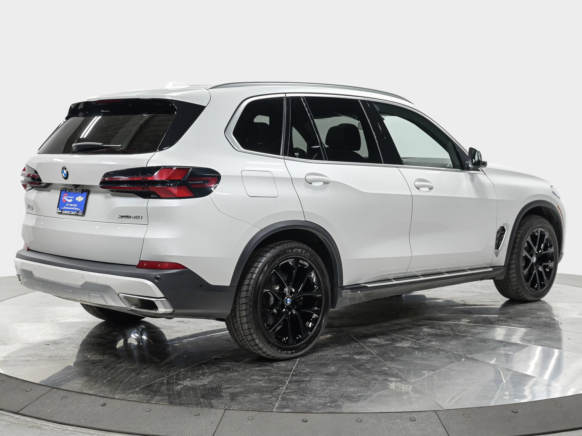 Used 2025 BMW X5 xDrive40i AWD/4WD image 7