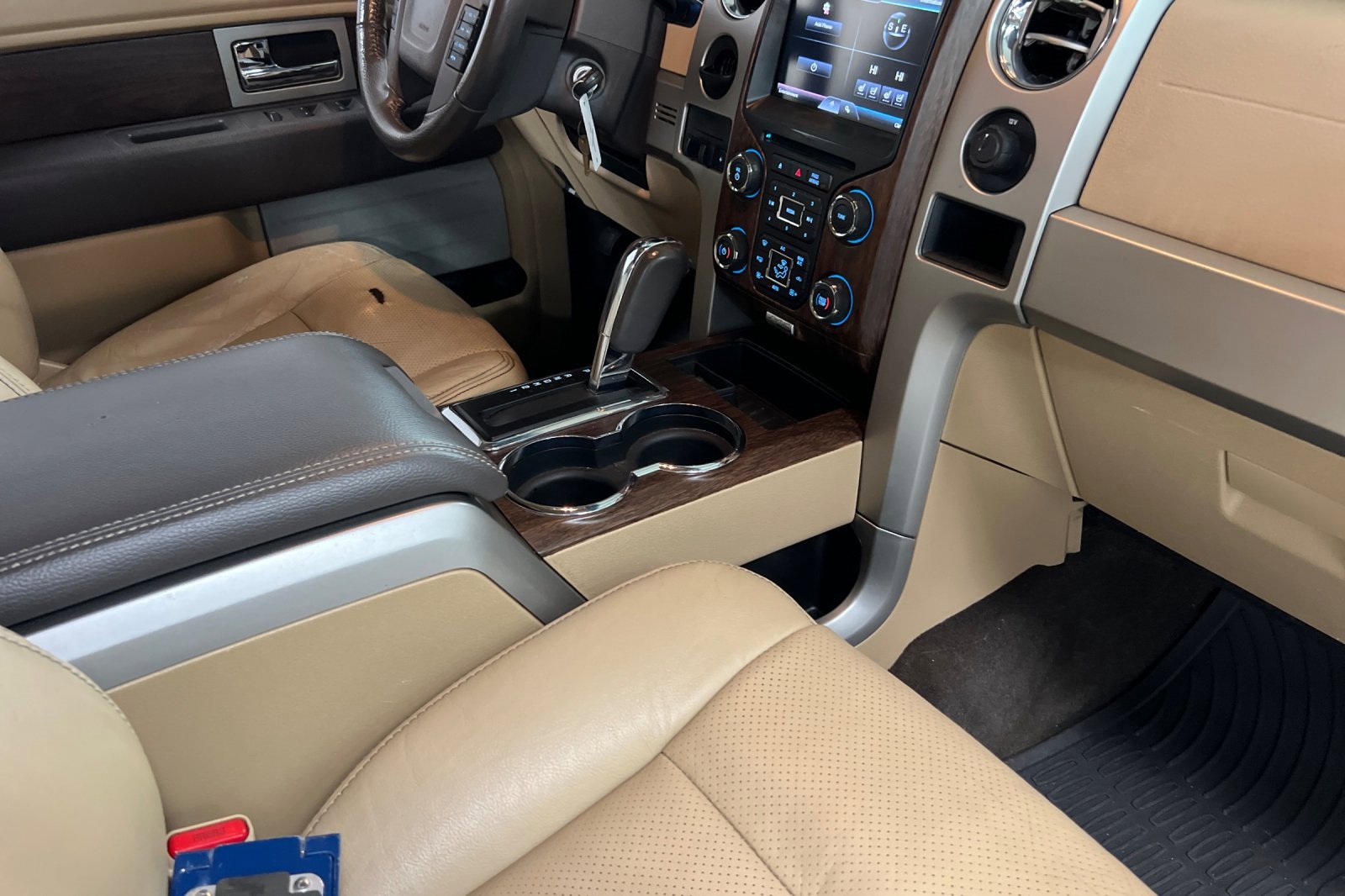 Used 2013 Ford F150 Lariat w/ Mid Equipment Group image 14