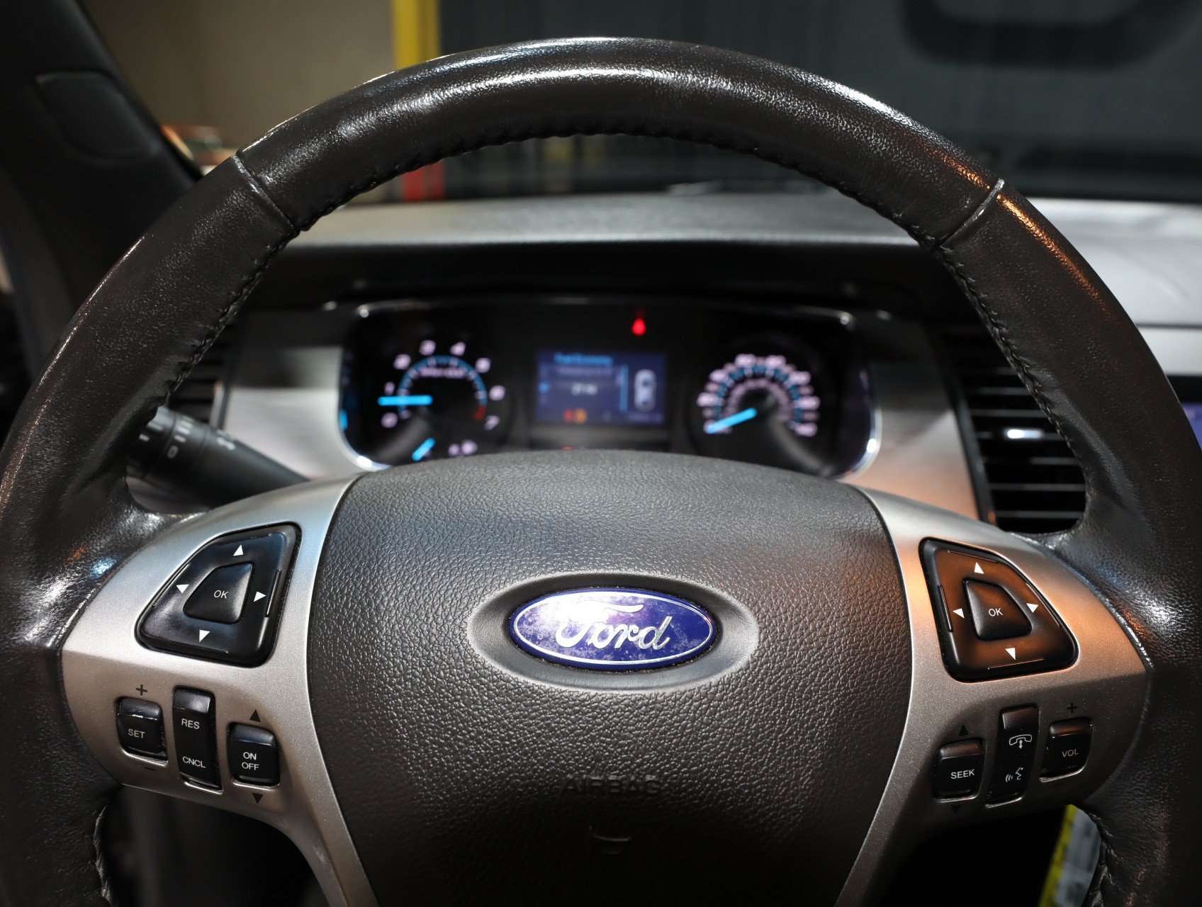 Used 2013 Ford Taurus SEL FWD image 53