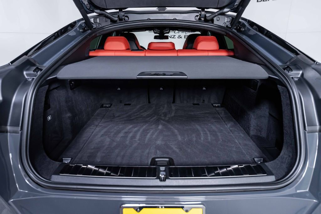 Used 2024 BMW X6 M Competition w/ Executive Package image 8