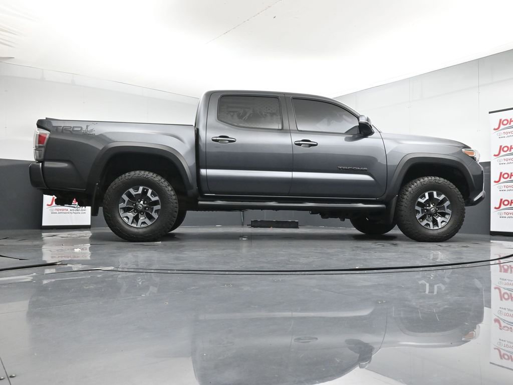 Used 2021 Toyota Tacoma TRD Off-Road w/ Technology Package AWD/4WD image 38