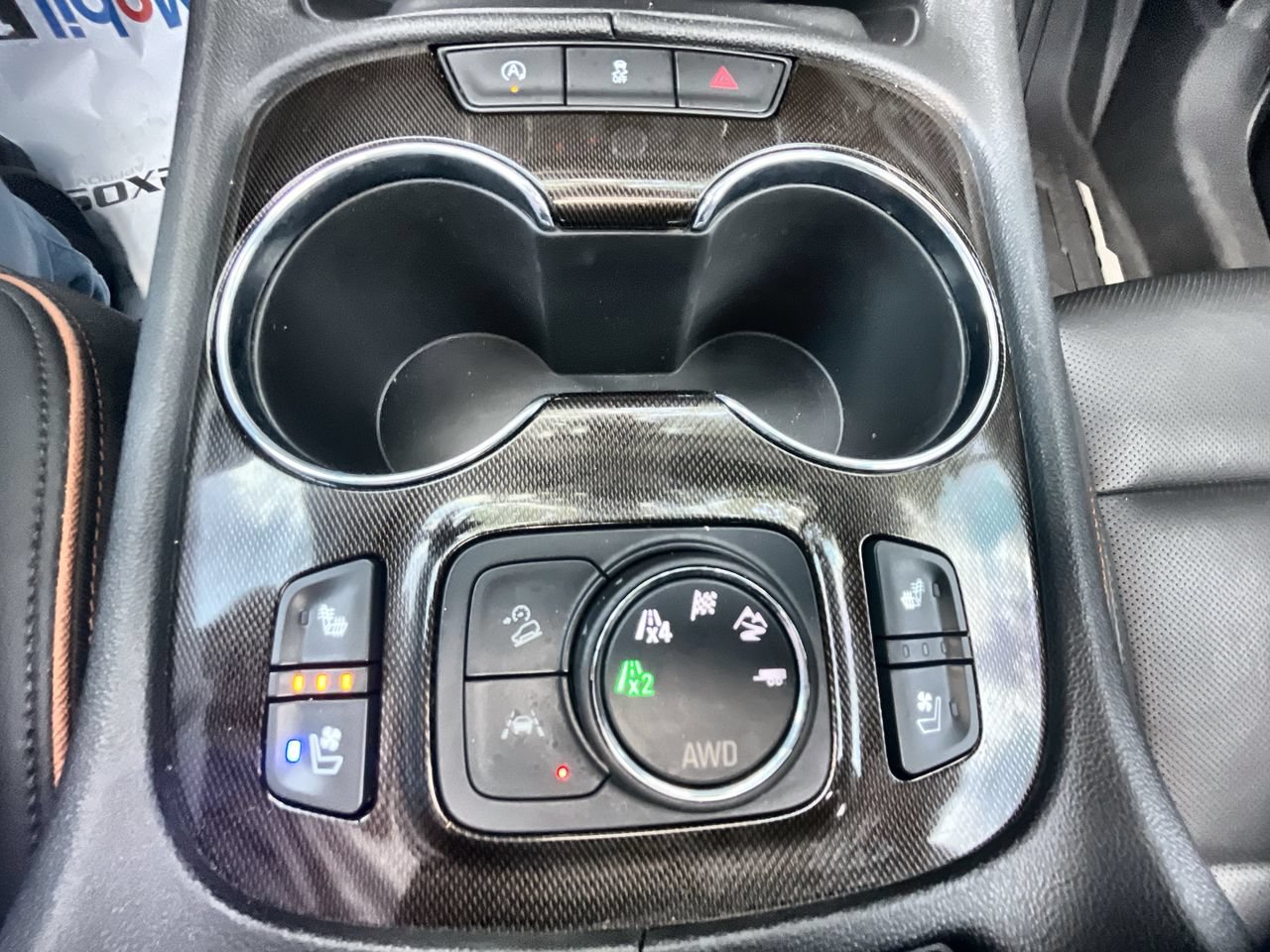 Used 2023 GMC Acadia AT4 w/ Technology Package AWD/4WD image 35